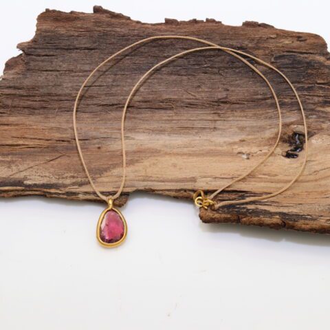 Necklace in 18K Gold with Tourmaline Drop Shape Pendant and Thread