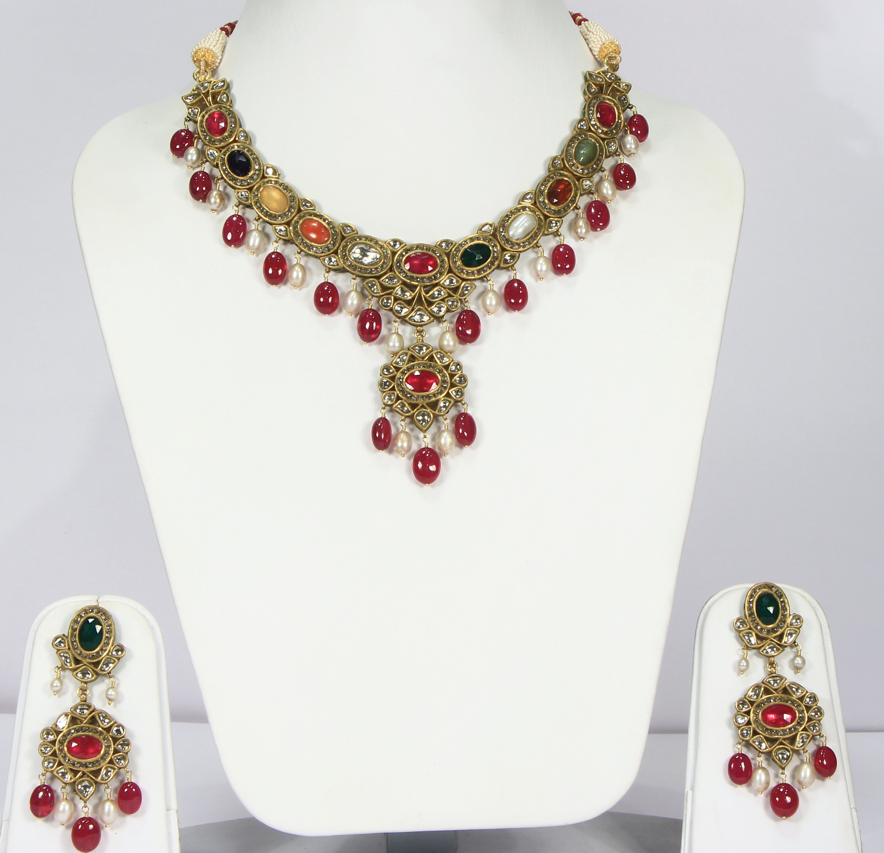 Navratna Necklace and Earrings in 22K Gold with Enamel – Tempus Gems