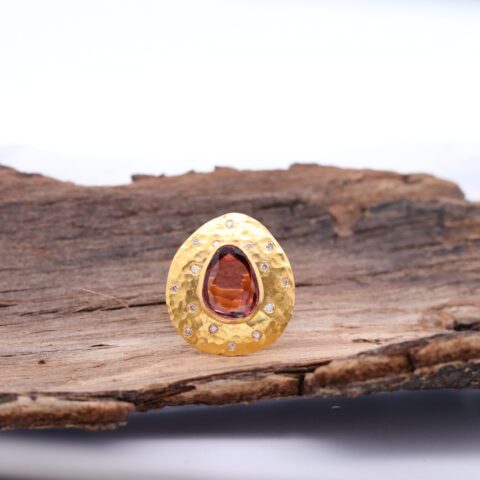 Ring in 18K Gold with Fine Diamond and Tourmaline Gemstone
