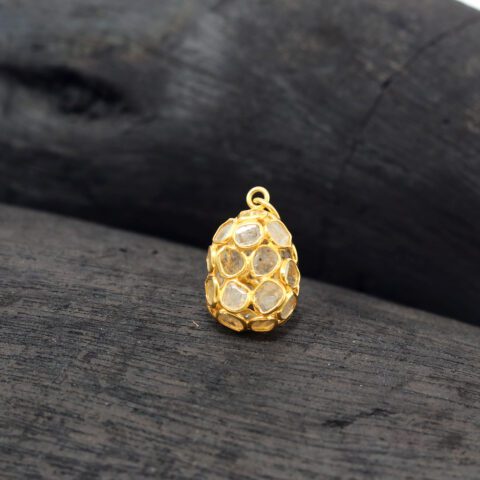 Pendant Necklace 18K Gold with Sliced Diamonds